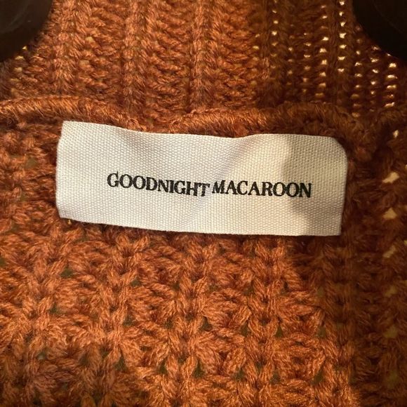 Goodnight Macaroon Retta Cognac Crop Waffle Knit Oversized Sweater OS Cabincore - Picture 11 of 14